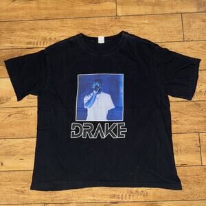 Drake Photograph T-Shirt Black Medium 21x24 Rap Tee Graphic Tee